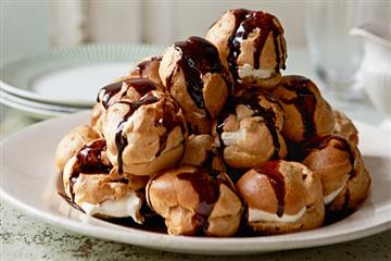 MINI PROFITEROLES